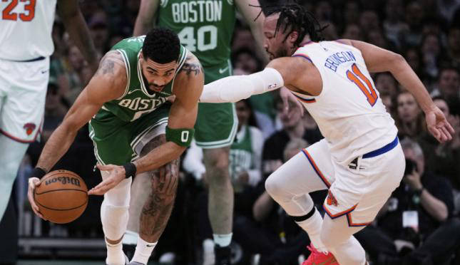 波士顿凯尔特人发布备战花絮；加时末段回应争议；欧篮联任务艰巨；轮换策略成焦点的简单介绍-开云体育官网